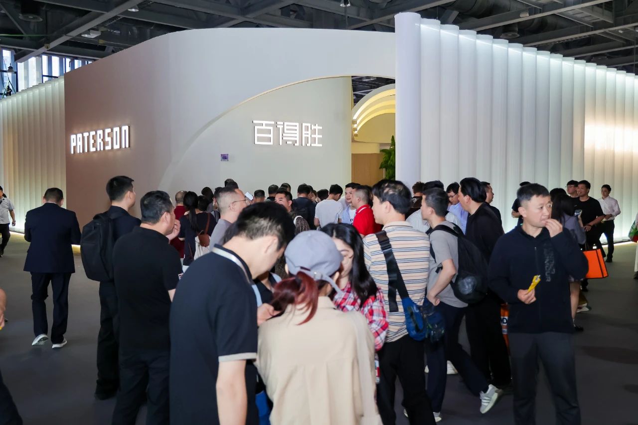 广州定制水漆轻高定.jpg